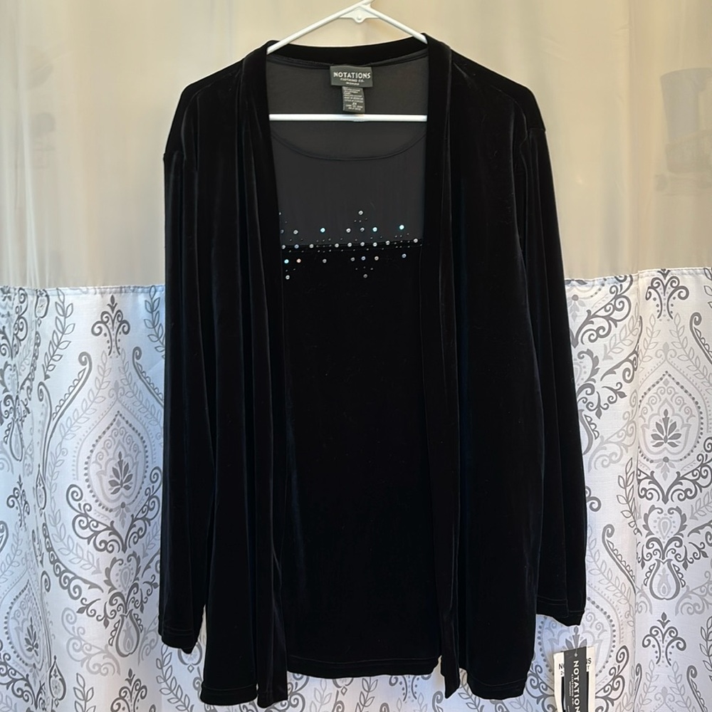 Notations women’s size 2XL twin set look of two pieces black,